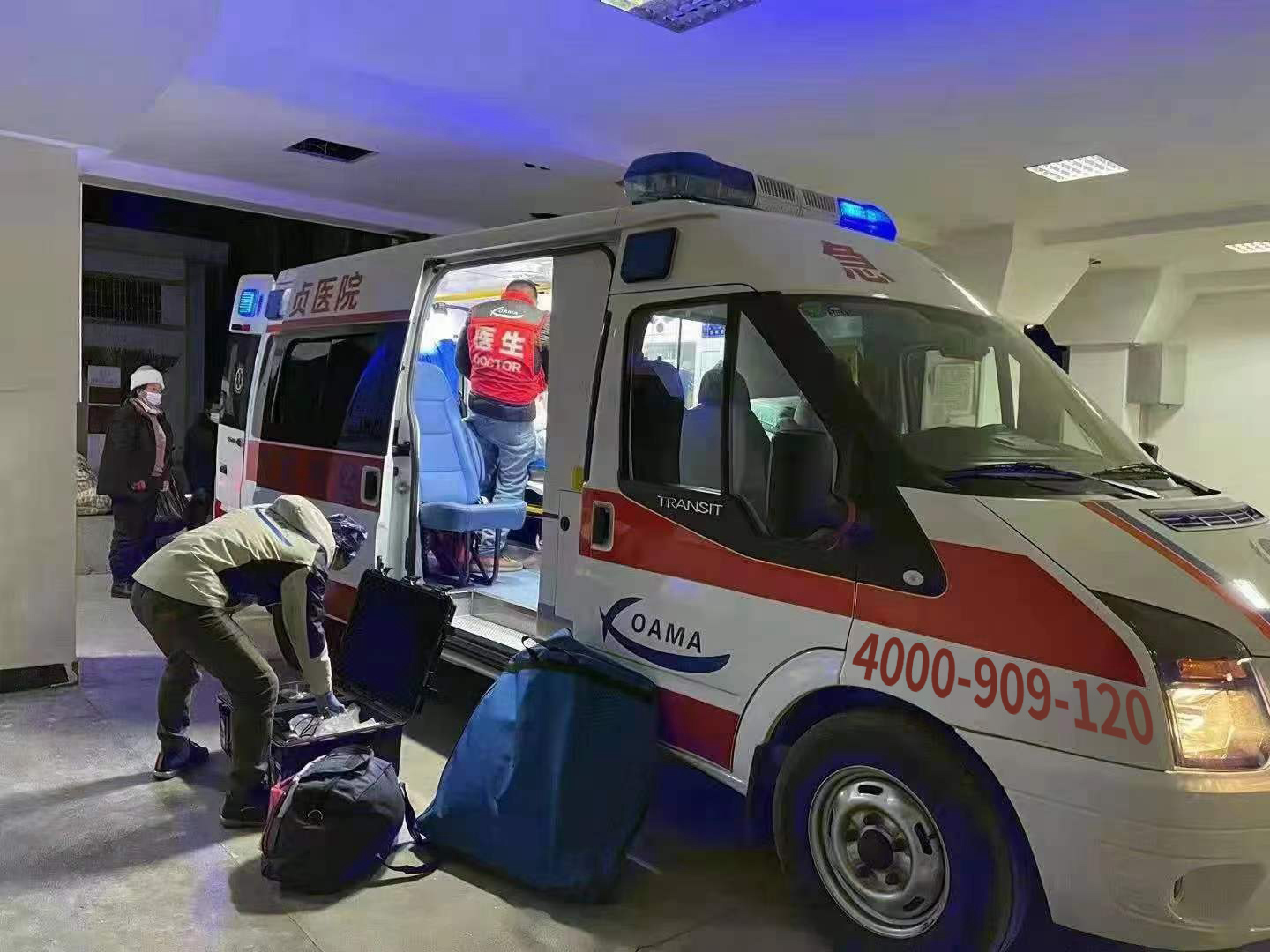 重庆市潼南区重症监护型急救车出租咨询电话-护送返乡路上的安全伴侣。